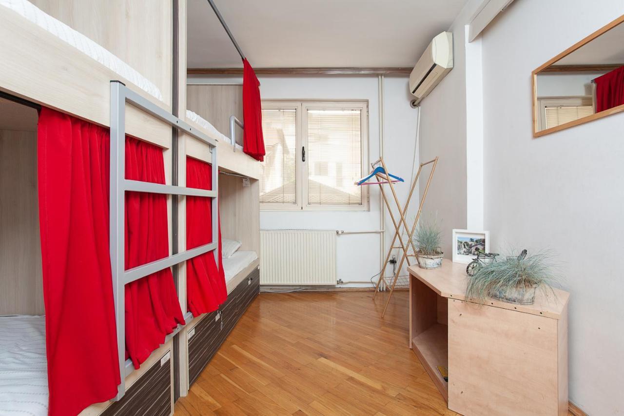 סקופיה Urban Hostel & Apartments מראה חיצוני תמונה